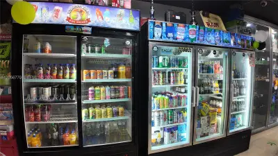 High Volume Specialty Retailer with Loyal Repeat Clientele
