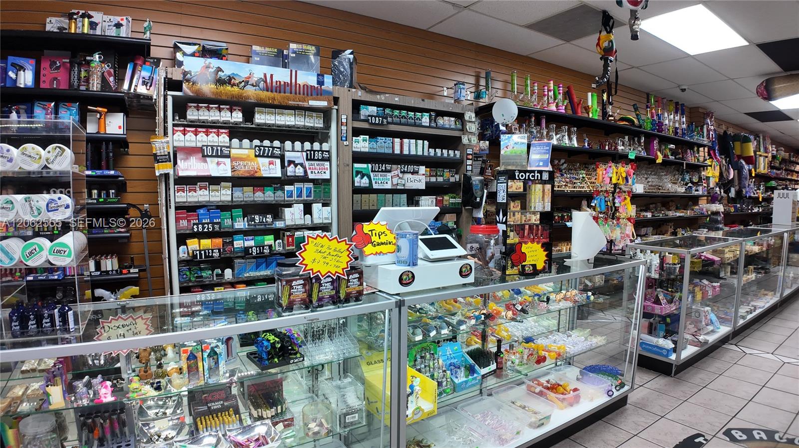 Complete Convenience Store Assets with Lottery and Cigarette Contracts