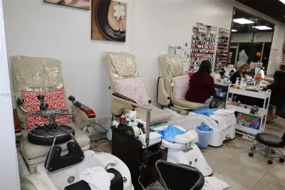Complete Hair and Nail Salon Assets in High Traffic Location