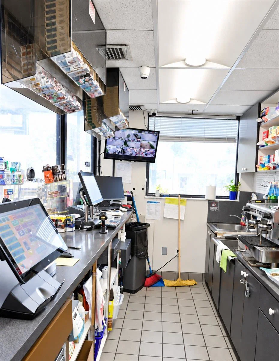 Complete Service Station Assets with Car Wash Infrastructure