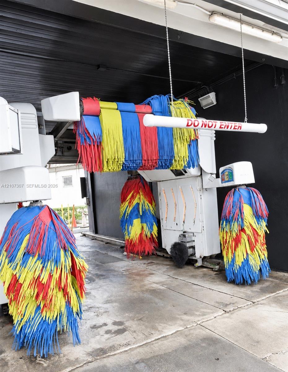 Complete Service Station Assets with Car Wash Infrastructure