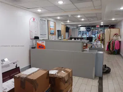 Established Packing and Shipping with Recurring PO Box Revenue