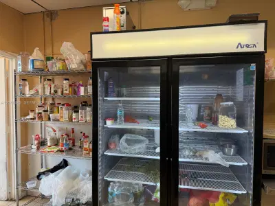 Turnkey Takeout and Catering Business with Growth Potential