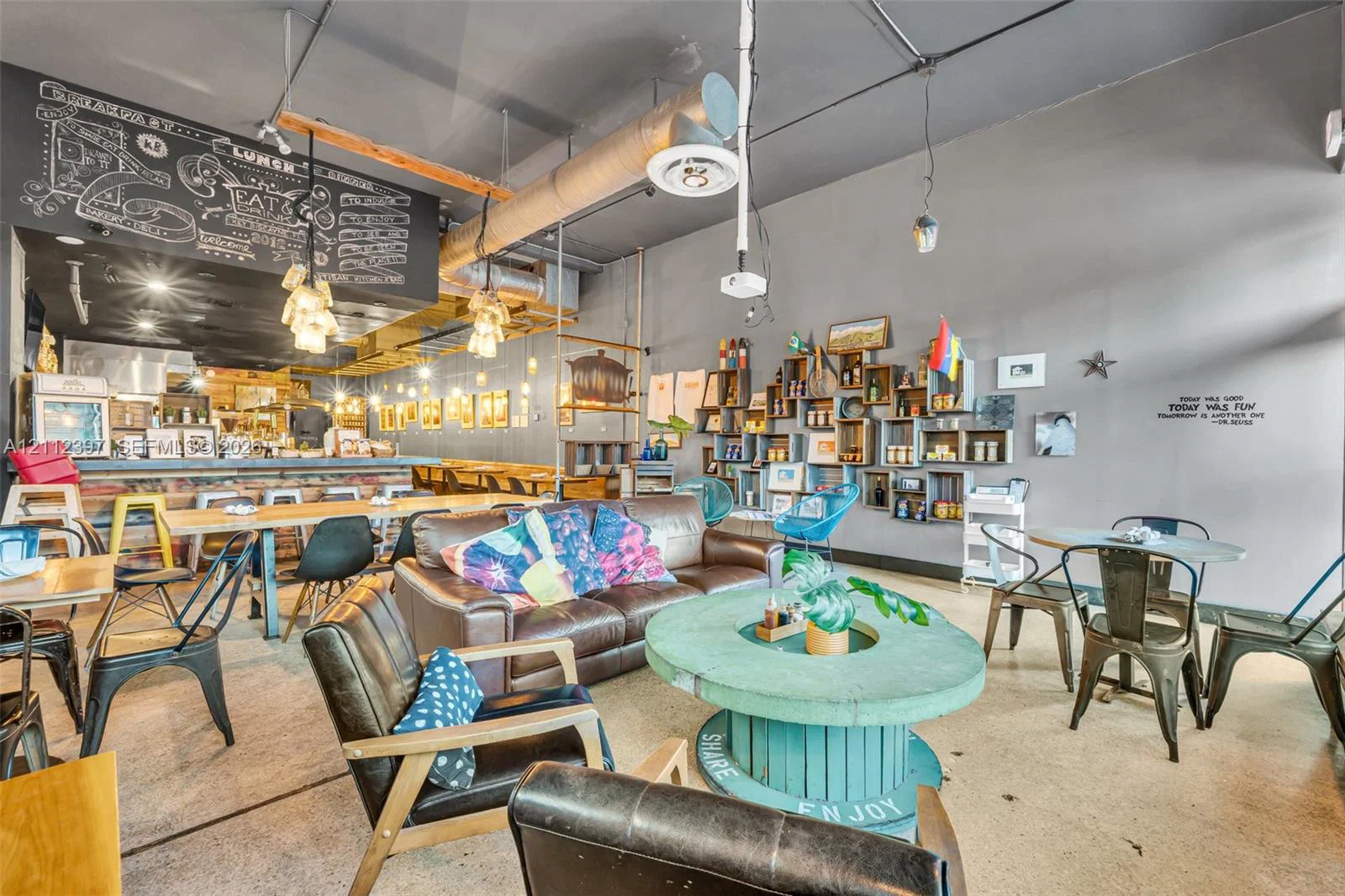 Established Key Biscayne Restaurant with Turnkey Operations