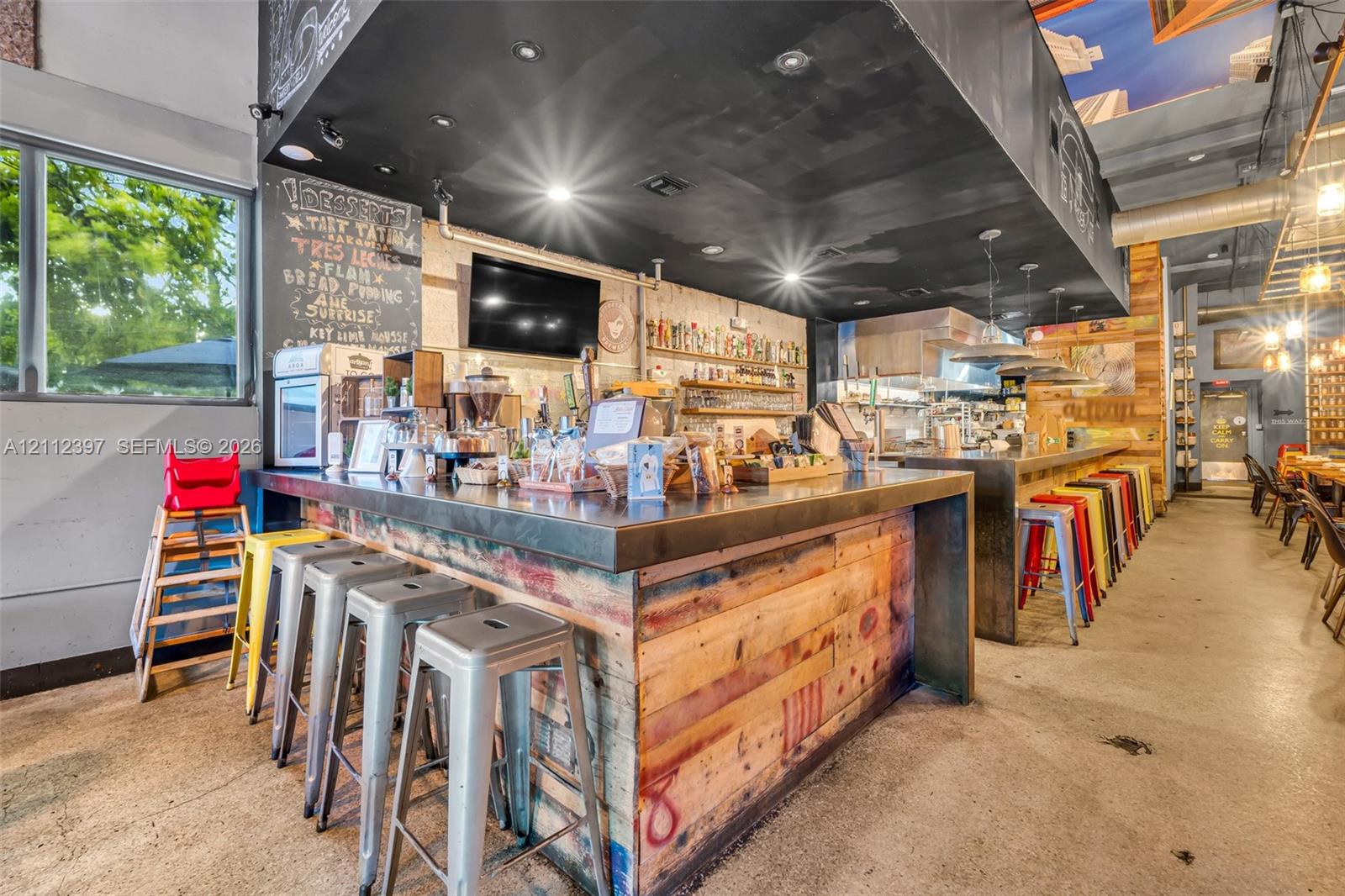 Established Key Biscayne Restaurant with Turnkey Operations