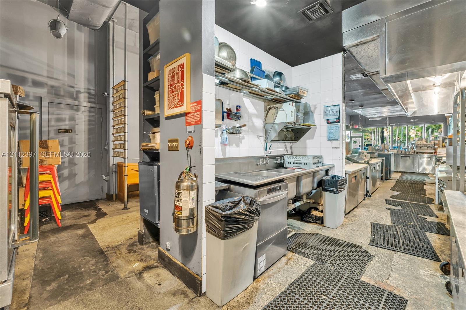 Established Key Biscayne Restaurant with Turnkey Operations