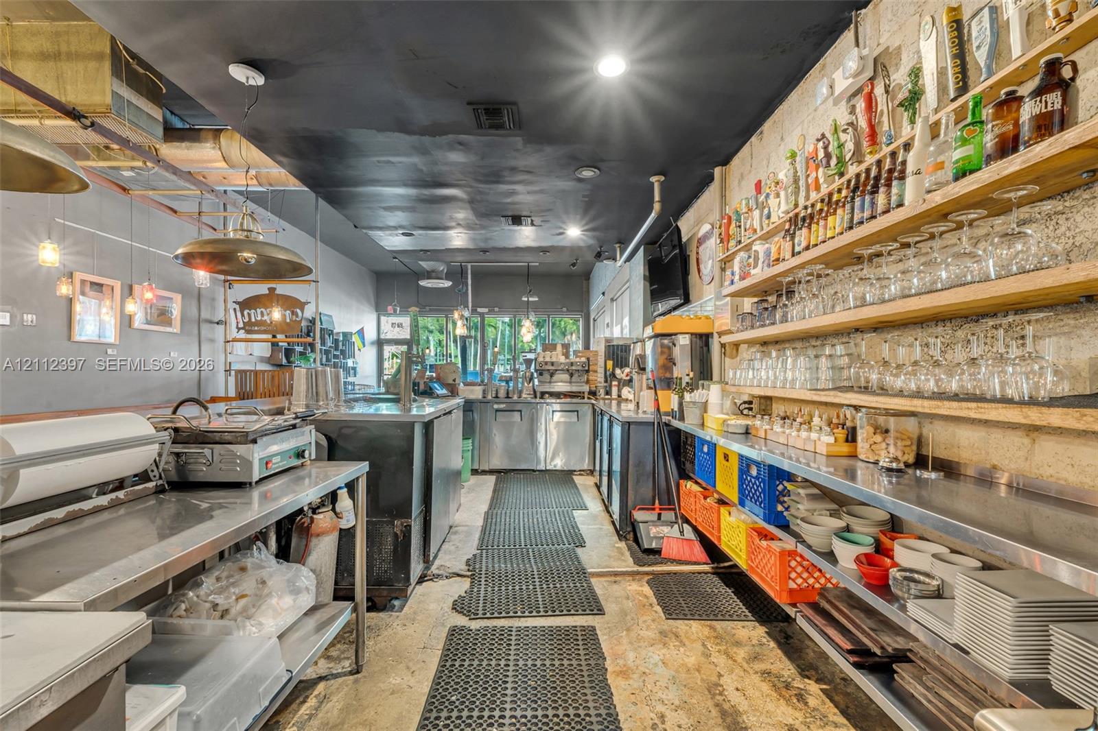 Established Key Biscayne Restaurant with Turnkey Operations