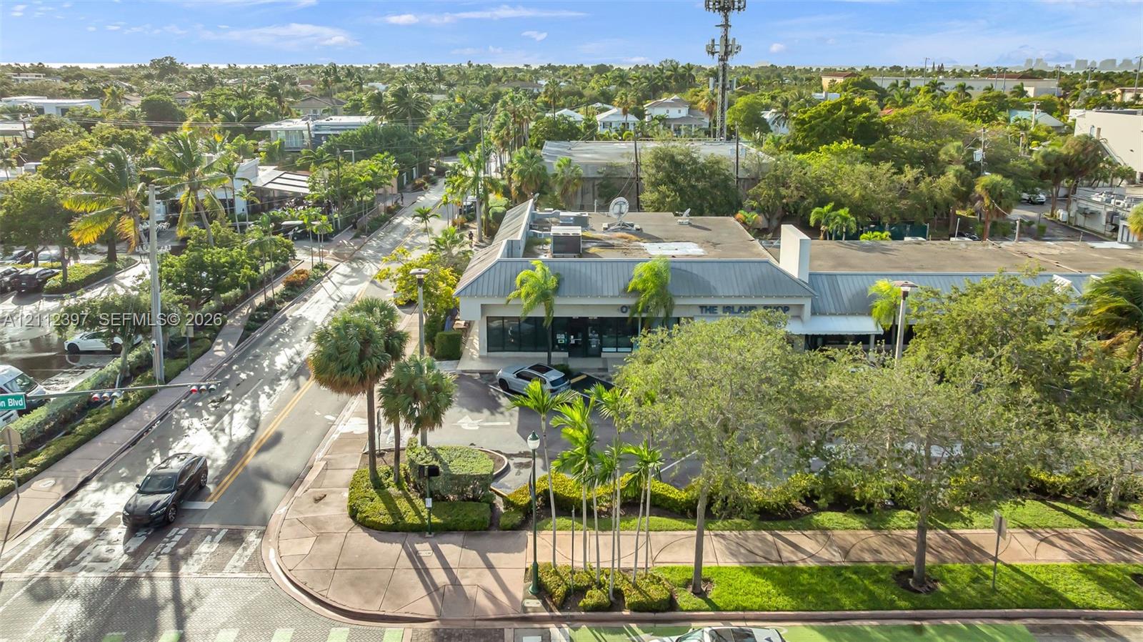 Established Key Biscayne Restaurant with Turnkey Operations