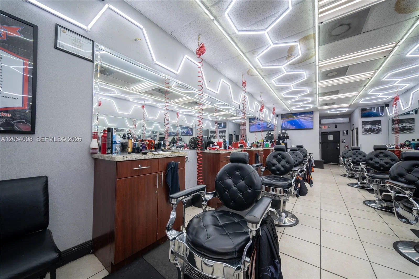 Established Barber Shop with Strong Customer Loyalty