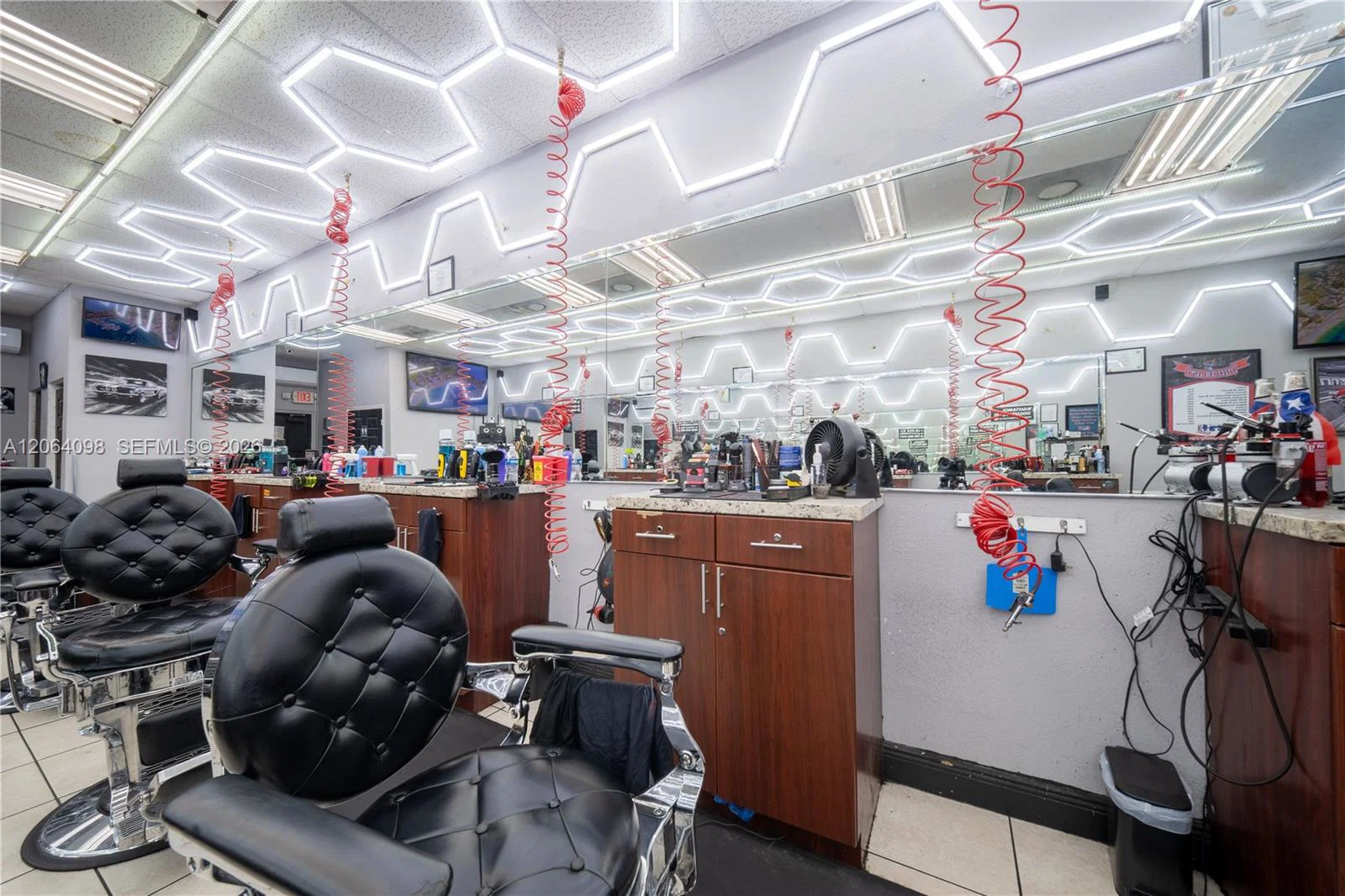 Established Barber Shop with Strong Customer Loyalty