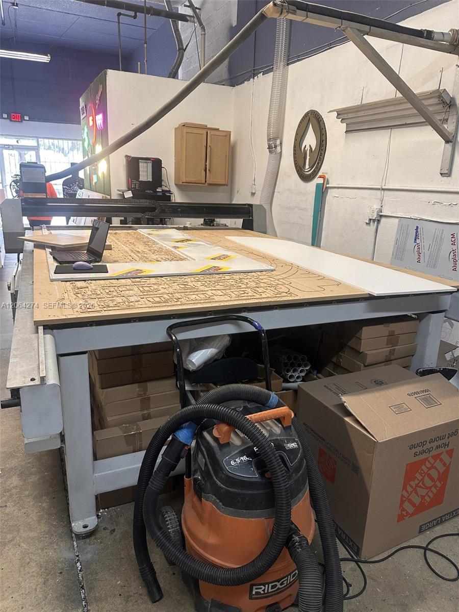 Established Sign Manufacturer with Turnkey Operations