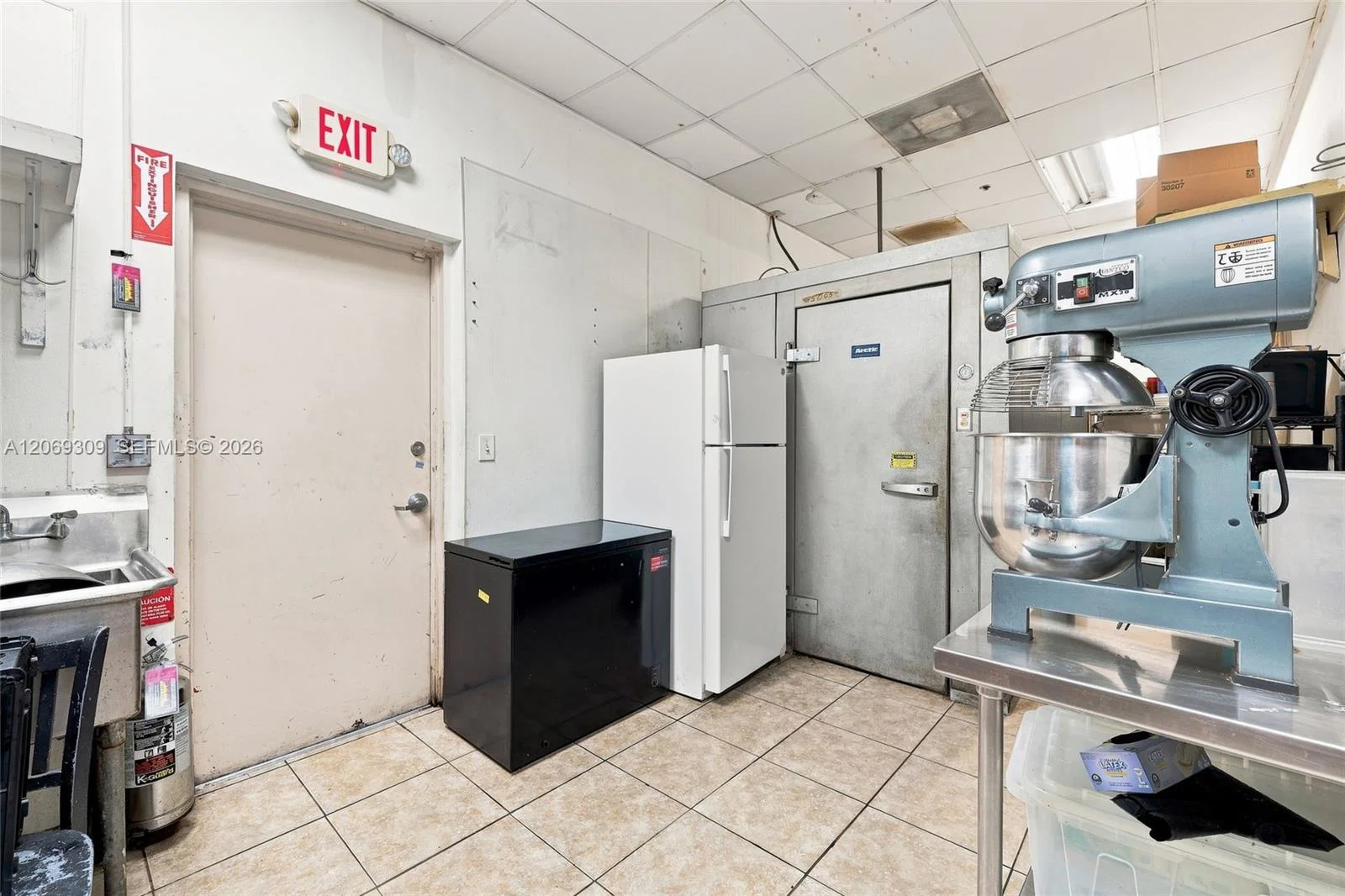 Complete Caribbean Restaurant Equipment Package with Licenses