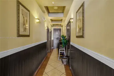 Established Latin Restaurant with Loyal Customer Base