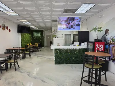 Profitable Boba Tea Shop with High Foot Traffic Location