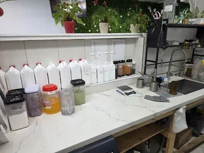 Profitable Boba Tea Shop with High Foot Traffic Location