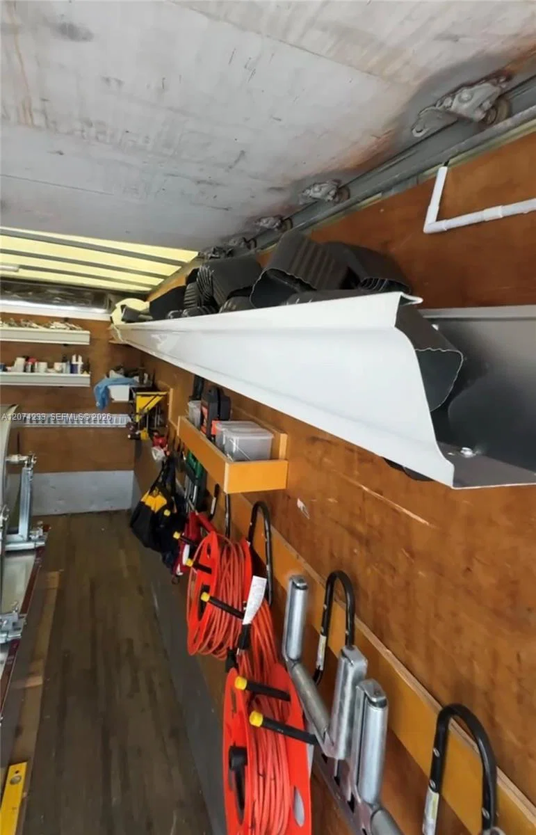 Complete Construction Gutter Service Equipment Package