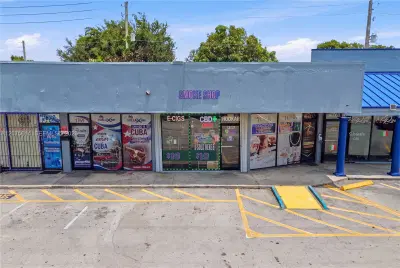 Complete Smoke Shop Assets Across Four High Traffic Locations