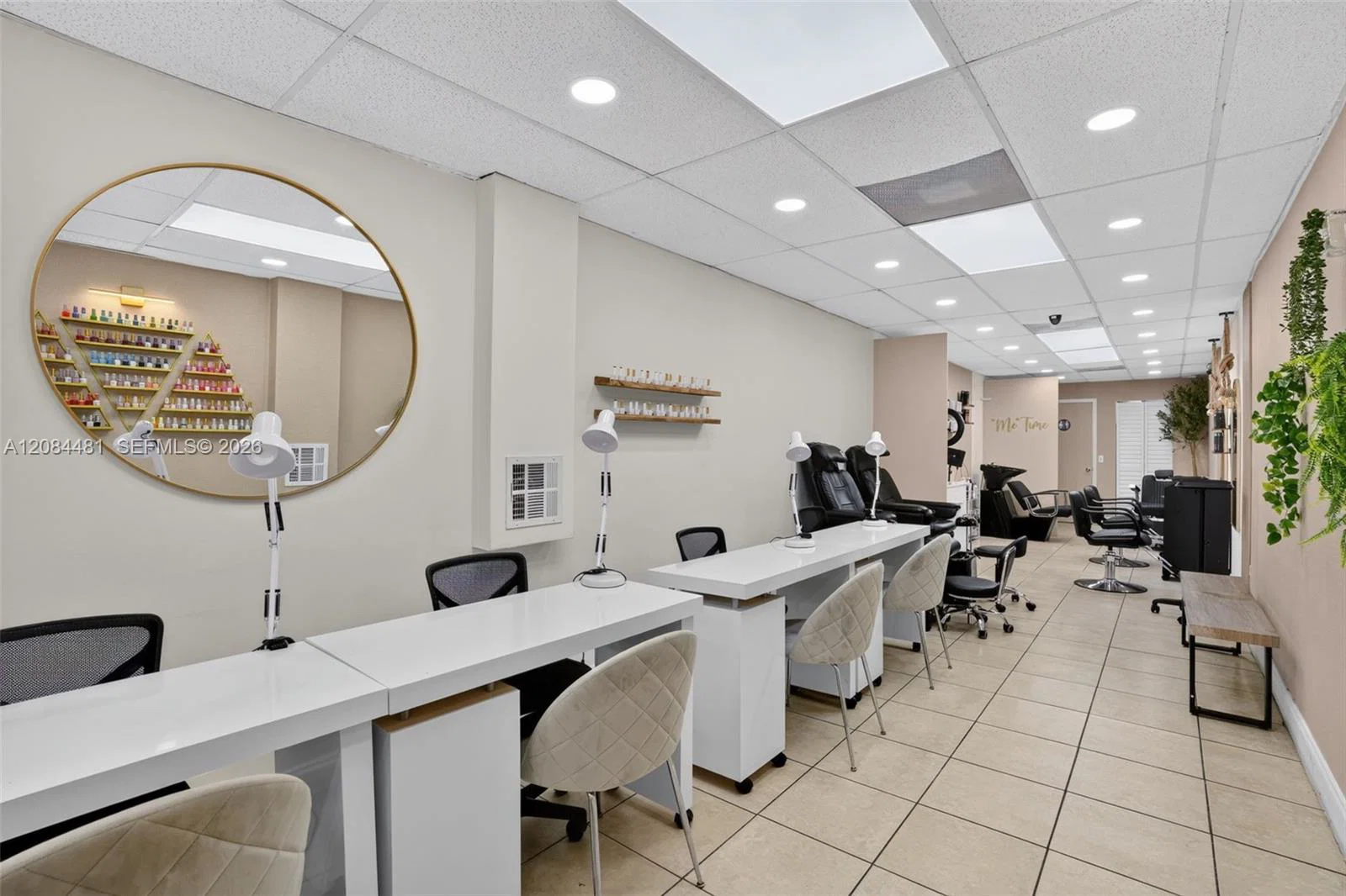 Turnkey Hair Salon with Quality Finishes and Equipment
