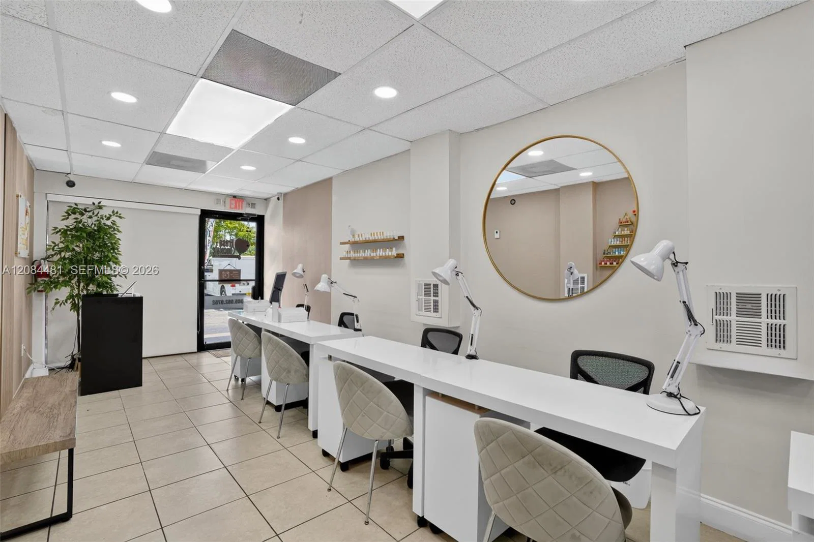 Turnkey Hair Salon with Quality Finishes and Equipment
