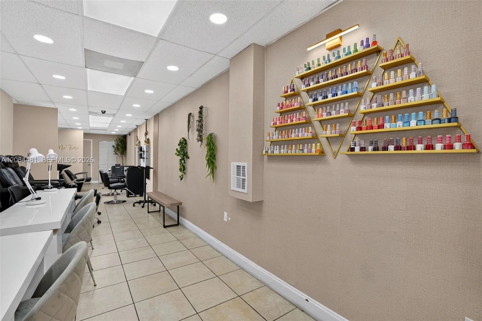 Turnkey Hair Salon with Quality Finishes and Equipment