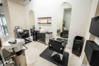 Turnkey Aesthetic  Beauty Studio with Thoughtful Design