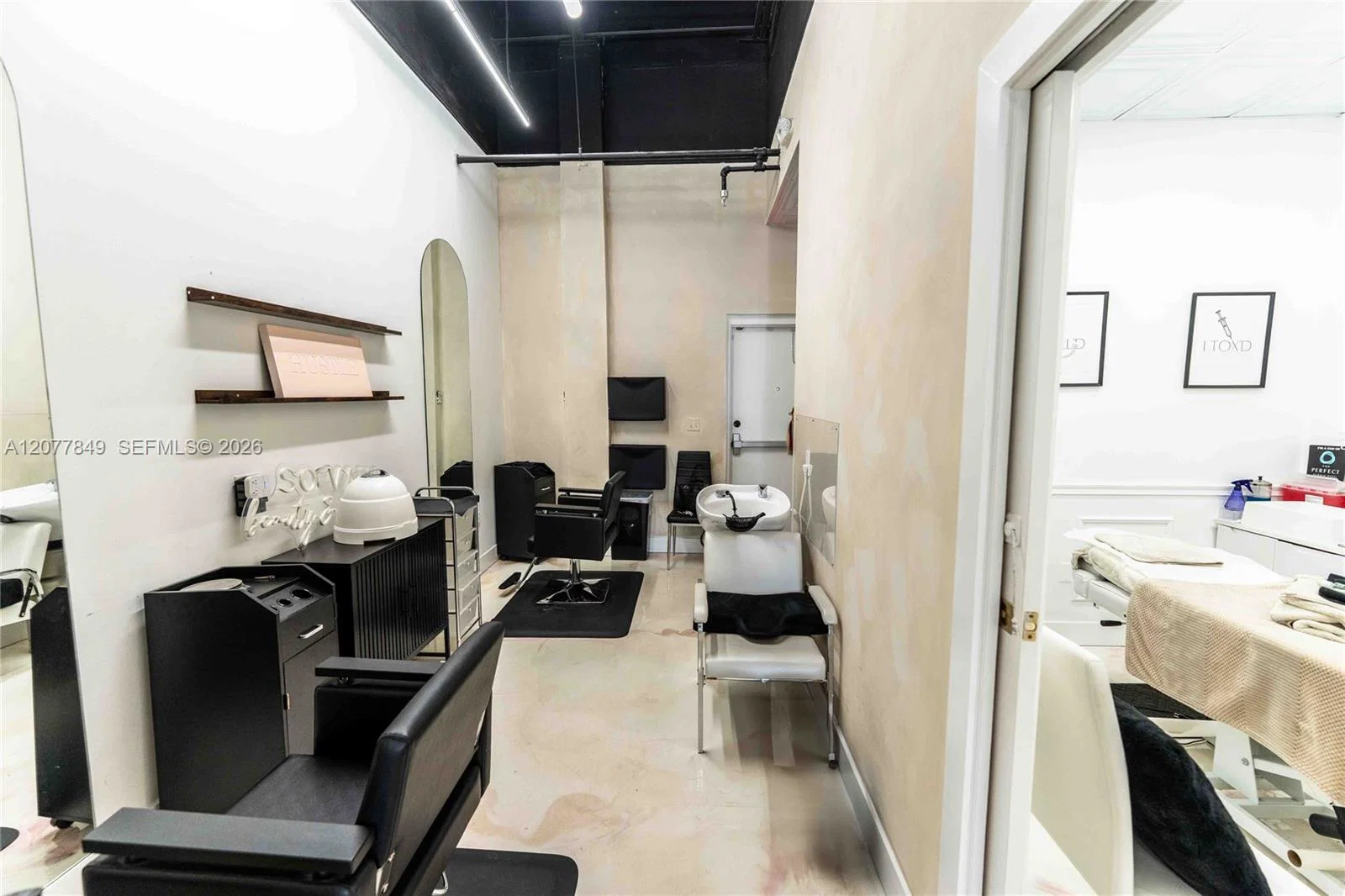 Turnkey Aesthetic Beauty Studio with Thoughtful Design