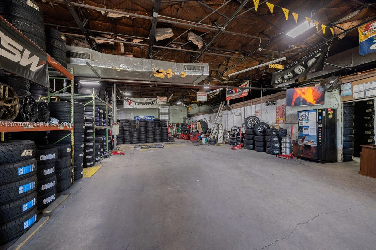 Established Tire Shop with Loyal Customer Base