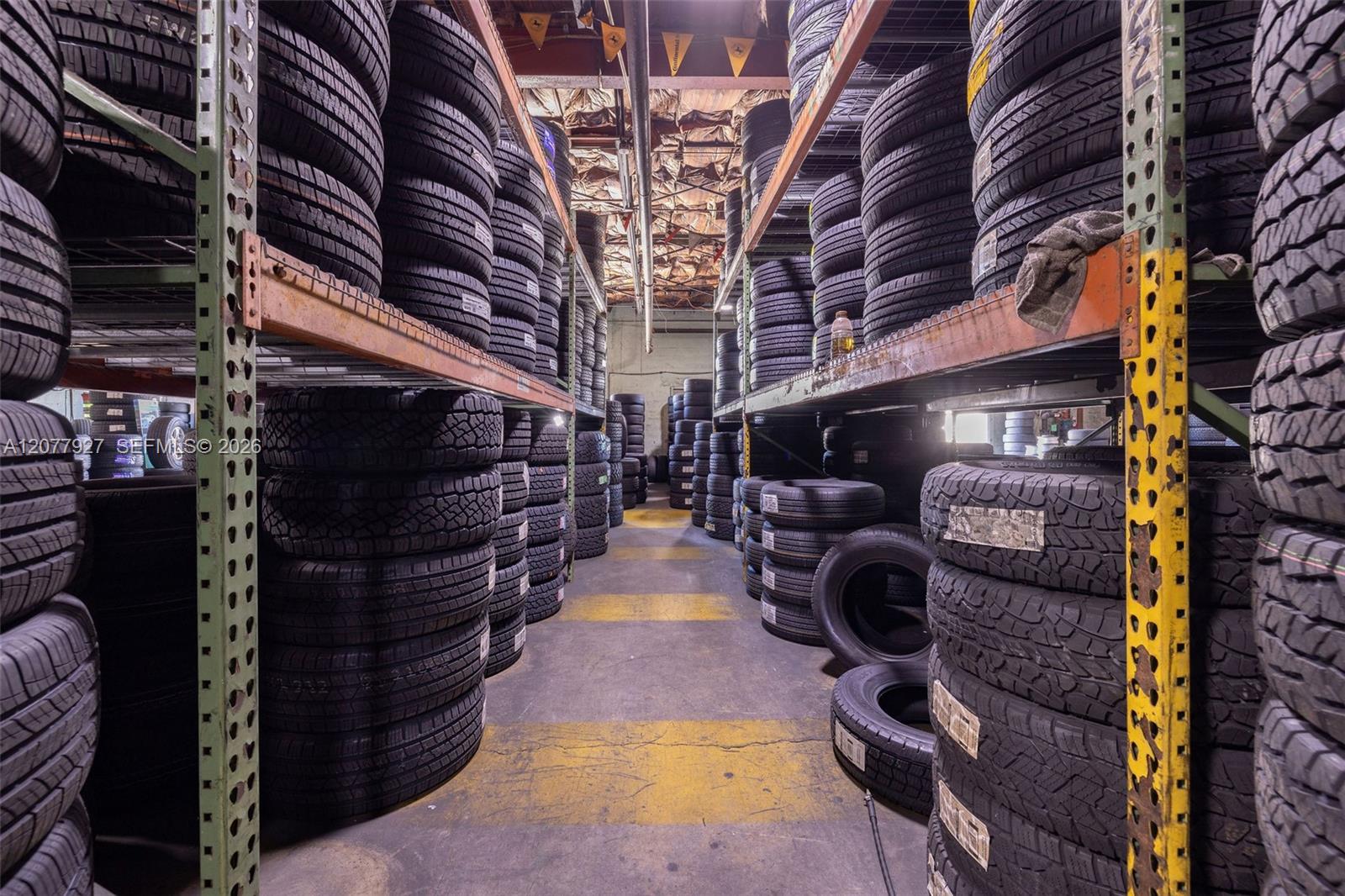 Established Tire Shop with Loyal Customer Base