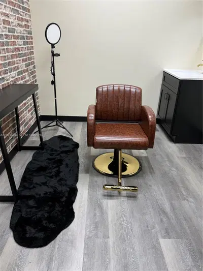 Turnkey Beauty Suites Rental with Immediate Income and Growth