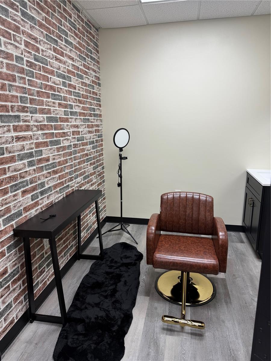Turnkey Beauty Suites Rental with Immediate Income and Growth