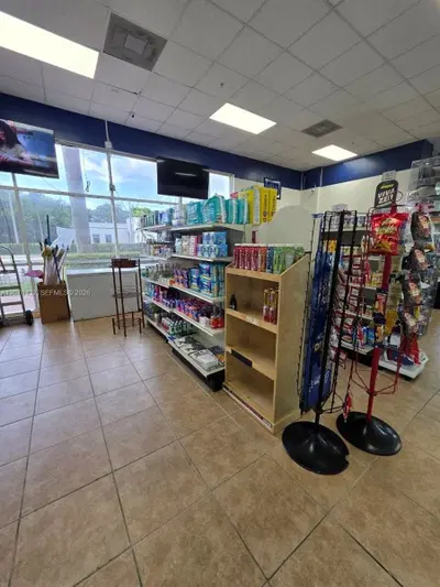 Premier Convenience Store with Adjacent Smoke Shop