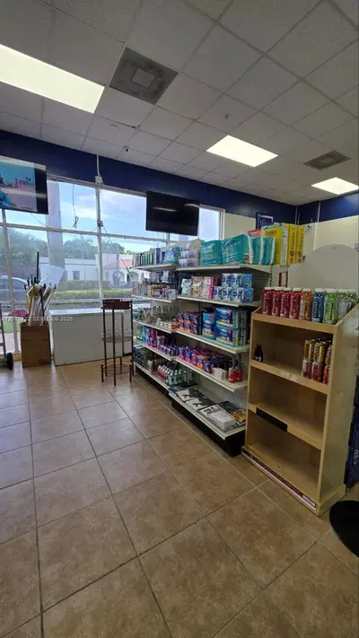 Premier Convenience Store with Adjacent Smoke Shop