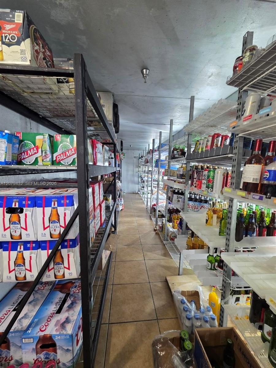 Premier Convenience Store with Adjacent Smoke Shop
