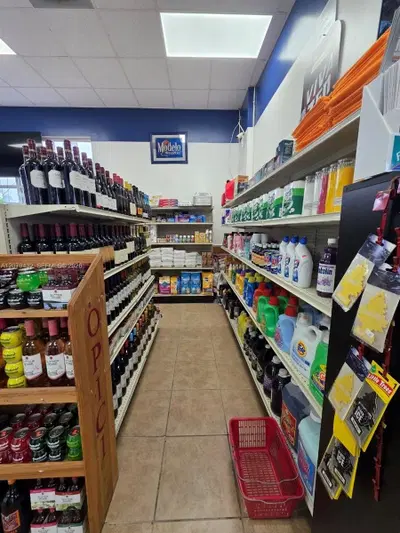 Premier Convenience Store with Adjacent Smoke Shop