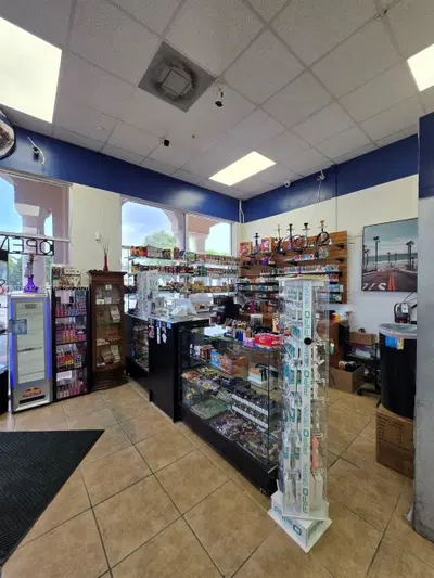 Premier Convenience Store with Adjacent Smoke Shop