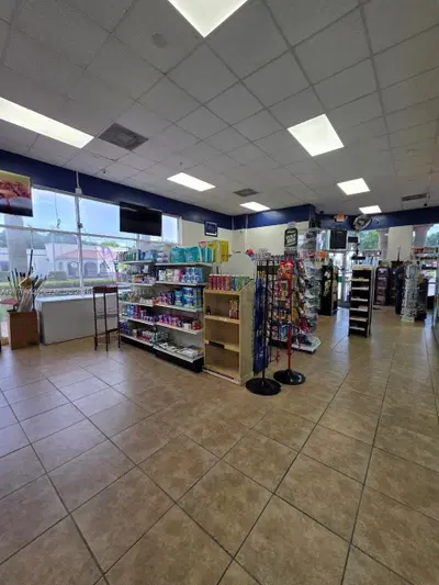 Premier Convenience Store with Adjacent Smoke Shop