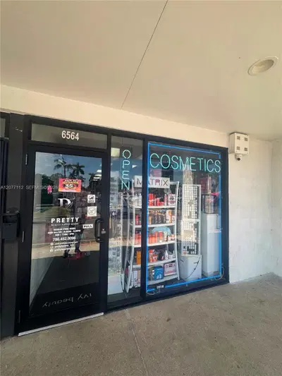 Complete Beauty Supply Store Inventory and Fixtures
