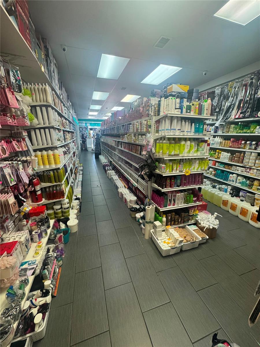 Complete Beauty Supply Store Inventory and Fixtures