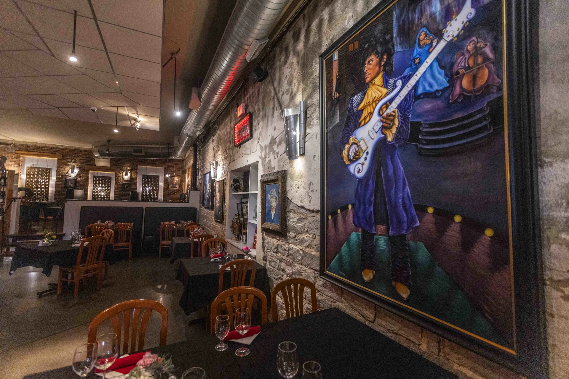 Established Fine Dining Restaurant with Excellent Reputation