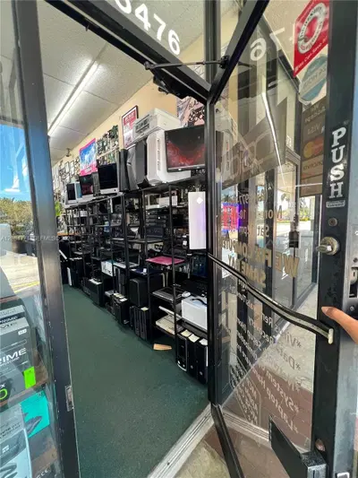 Established Computer Repair  IT Services with Diverse Revenue Streams