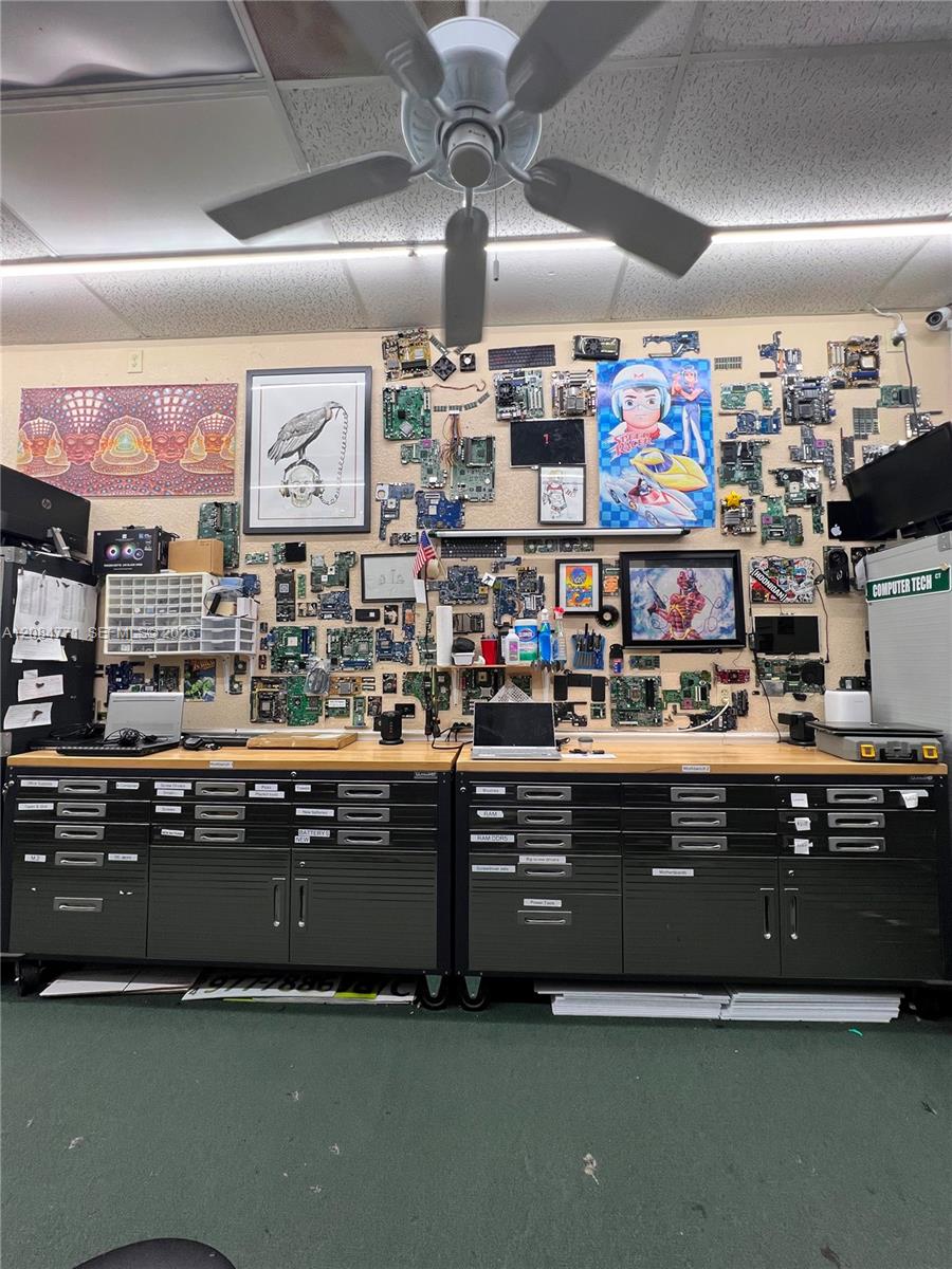 Established Computer Repair  IT Services with Diverse Revenue Streams