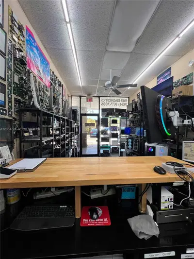 Established Computer Repair  IT Services with Diverse Revenue Streams