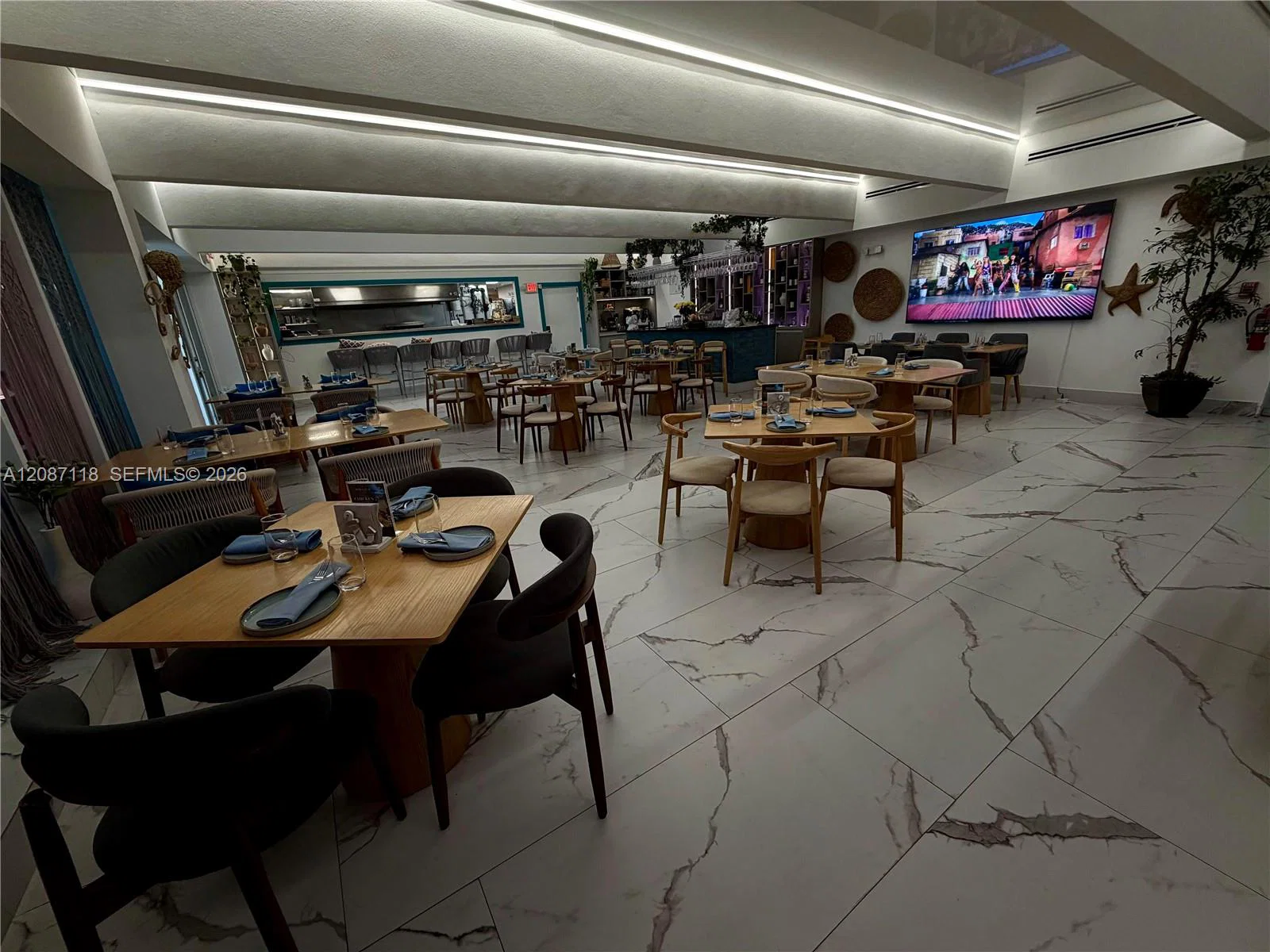Complete Oceanfront Restaurant and Caf Equipment Package