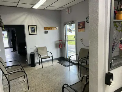 TURNKEY BARBERSHOP & COSMETOLOGY SALON — PRIME US-27 LOCATION