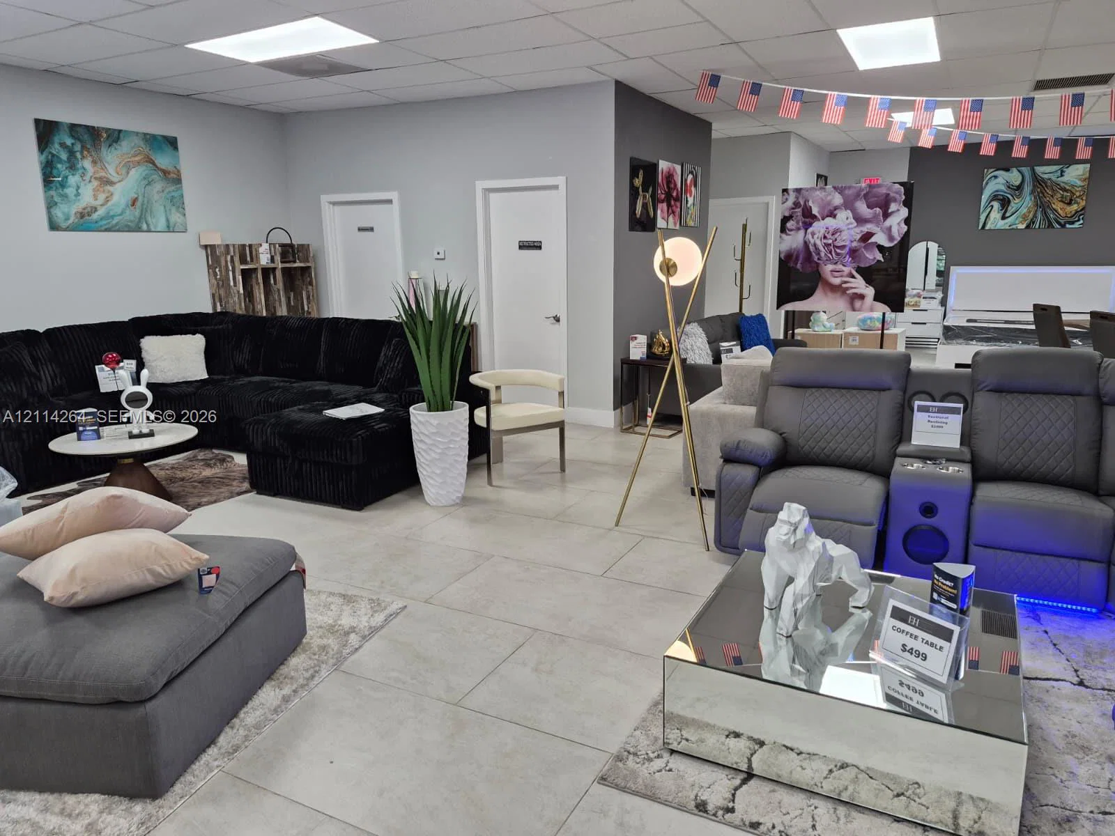 Complete Furniture Showroom Assets with Established Supplier Relations
