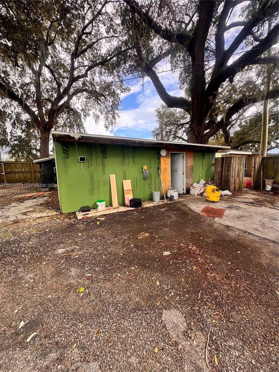 Complete Restaurant  Entertainment Venue Assets Ready For Operation