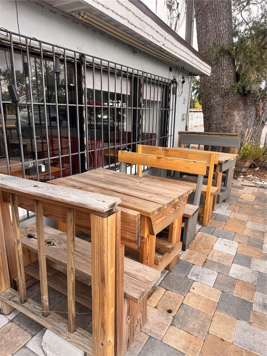 Complete Restaurant Entertainment Venue Assets Ready For Operation