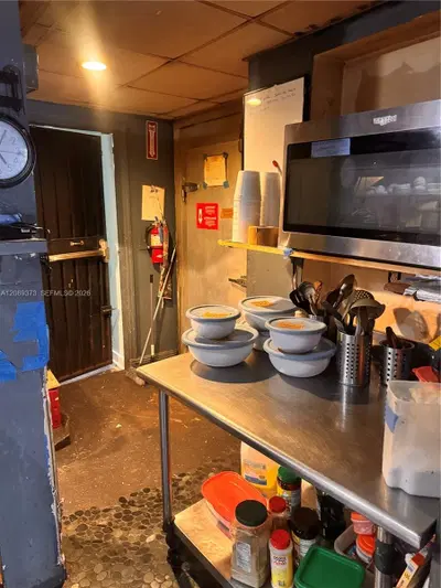 Complete Restaurant  Entertainment Venue Assets Ready For Operation