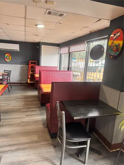 Complete Restaurant  Entertainment Venue Assets Ready For Operation