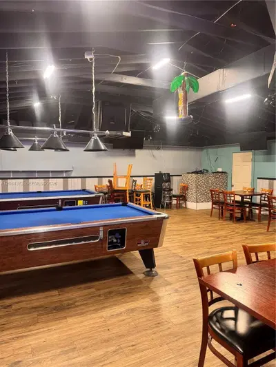 Complete Restaurant  Entertainment Venue Assets Ready For Operation